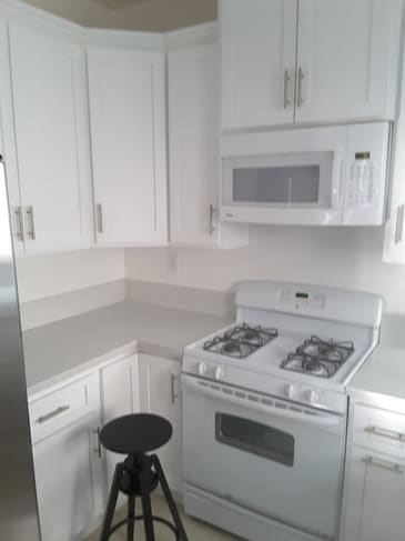 Building Photo - 335 N Mariposa Ave Unit #4 Rental