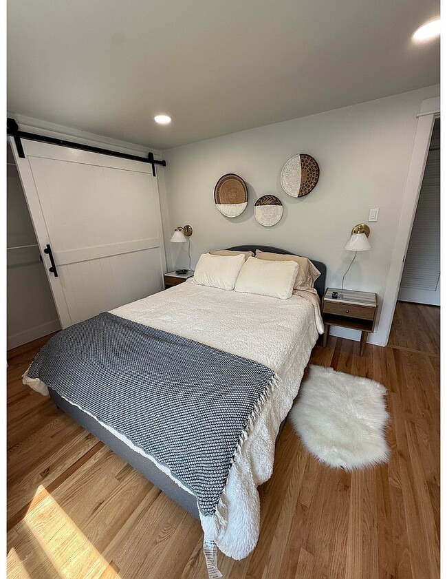 Photo - 4083 SW Dickinson St