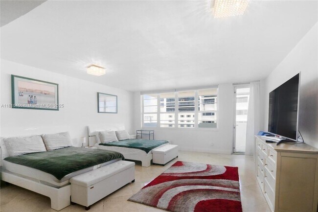 Photo - 100 Lincoln Rd Unit 827