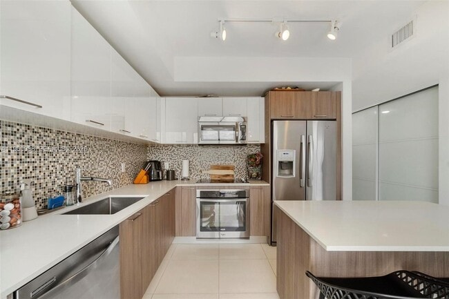 Photo - 5300 Paseo Blvd Unit 1506