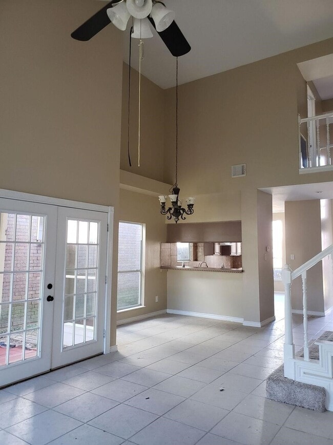 Photo - 6649 Queensclub Dr