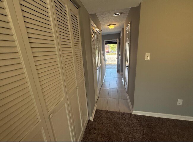 Photo - 604 Eastwood St