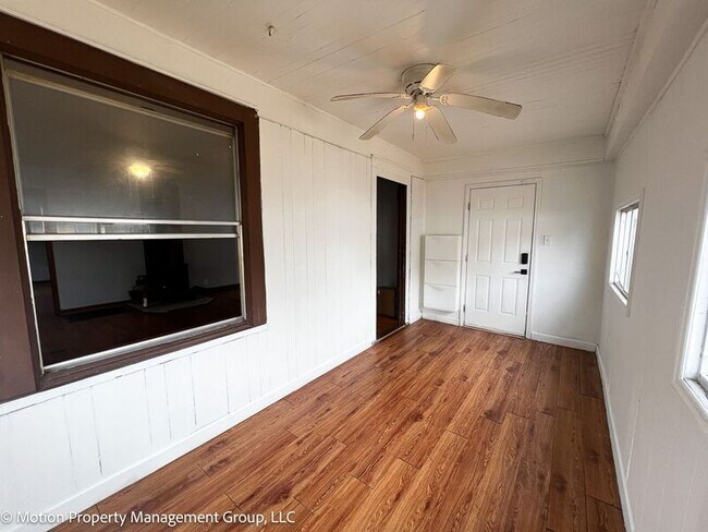 Photo - 1814 S Holly St