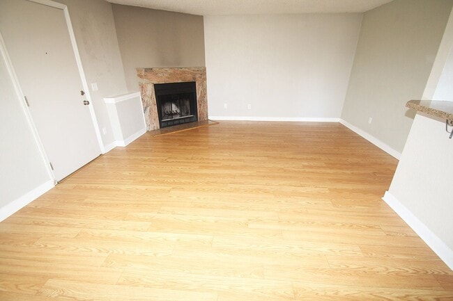 Photo - Price 4-Plex - Bothell Unit #201