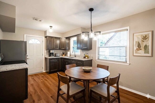 Photo - 4956 W Midland Dr Unit 4956