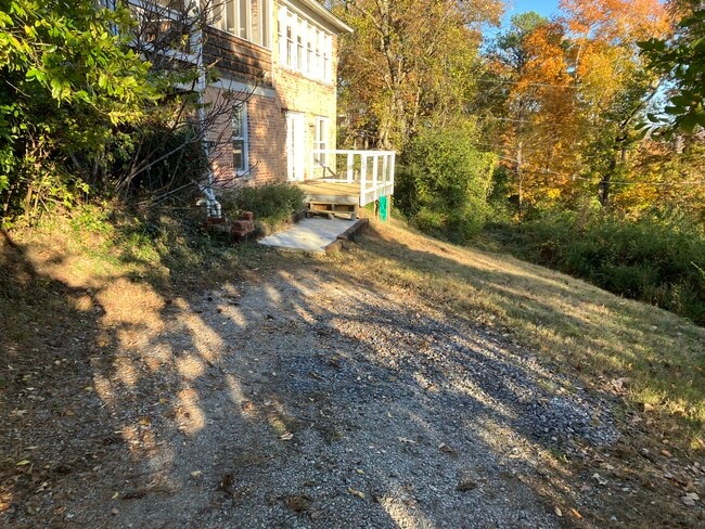 Building Photo - 100 Island Ave Unit 100 Island Ave