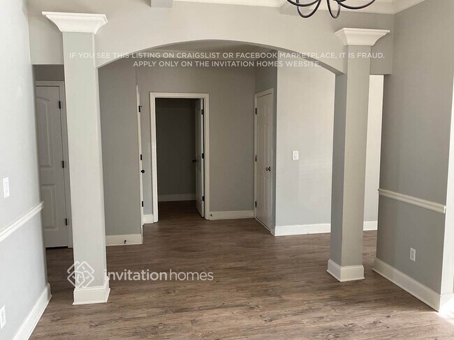 Photo - 1808 Global Dr