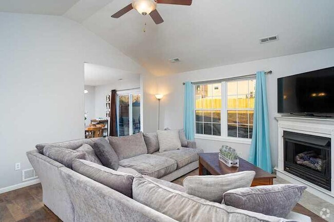 Building Photo - 5300 Silver Mill Dr Rental