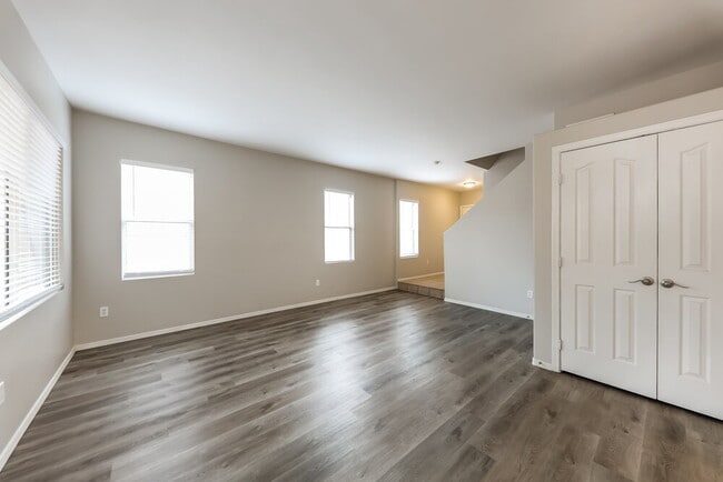 Photo - 4010 W Pollack St