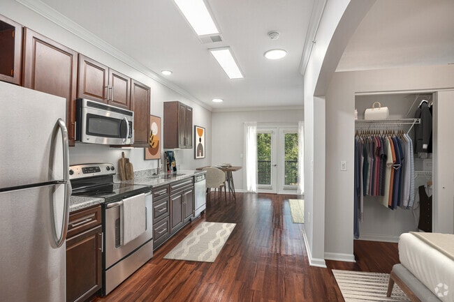 Building Photo - Village at Mission Farms Rental