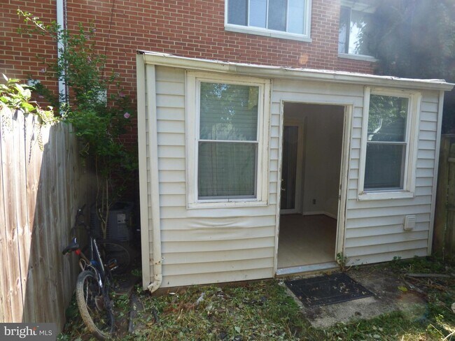 Photo - 1204 Westview Terrace