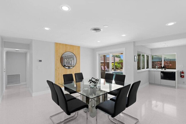 Photo - 4710 NE 27th Ave Unit ID1023052P