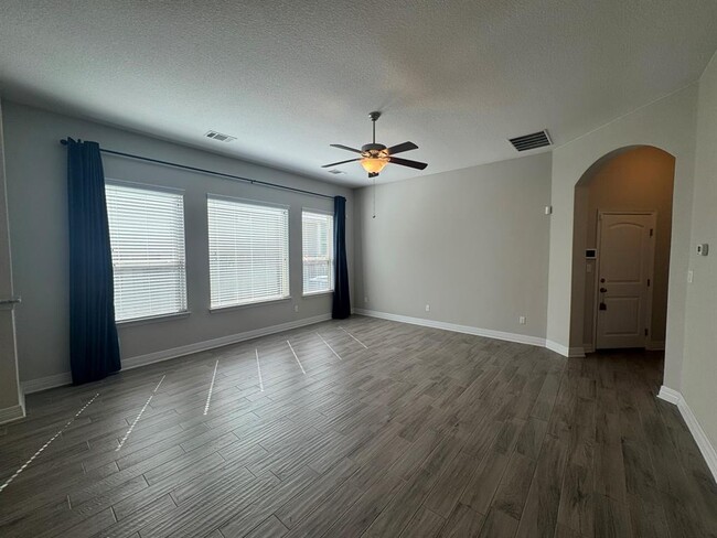 Photo - 120 Fallow Cv