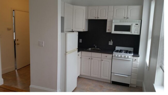 Photo - 195 Park Dr