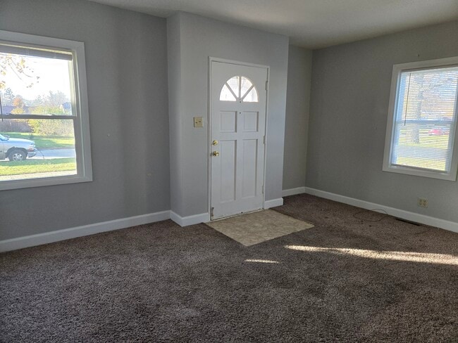 Photo - 1016 W 5th St S