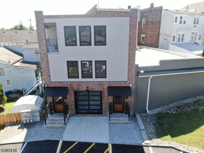 Photo - 42 W Main St Unit B