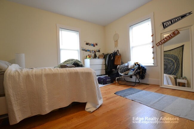 Photo - 134 Parsons St Unit 1