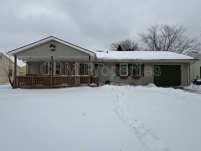 Building Photo - 914 N Forest Dr