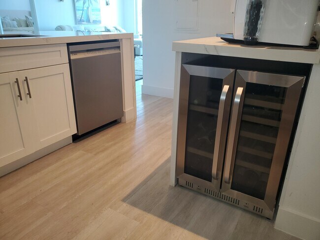 Photo - 802 W Windward Way Unit 303
