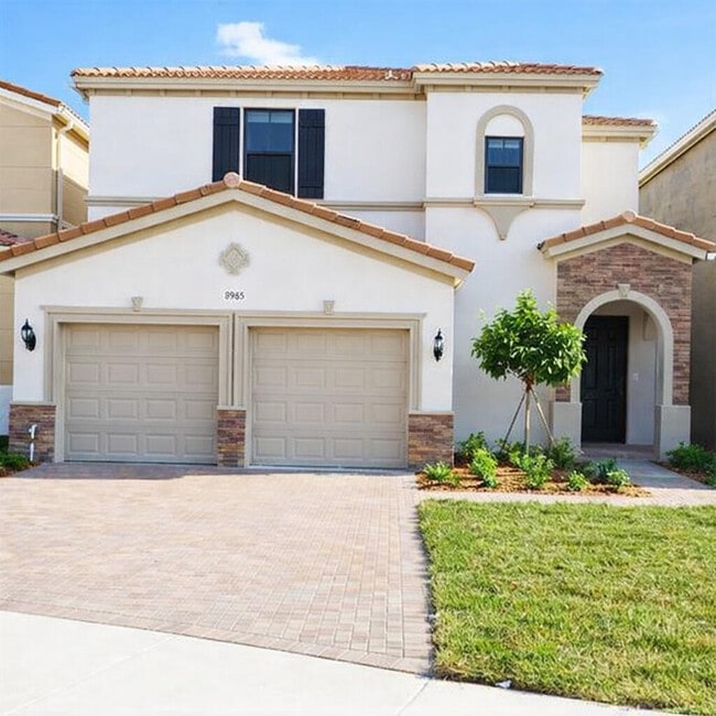 Building Photo - 19105 NE 8th Ct