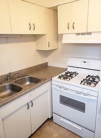 Bel Aire Apartments