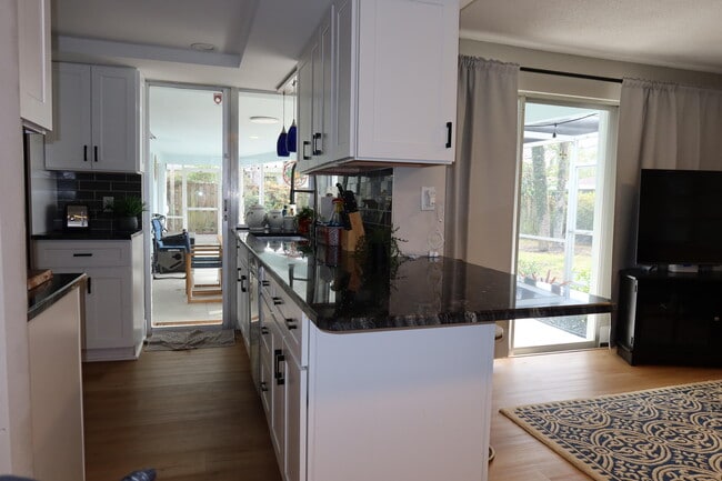 Photo - 1001 SW 12th Terrace