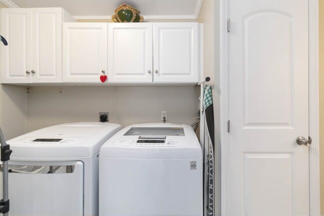 Nokomis Lake Village 3 bed/2bath