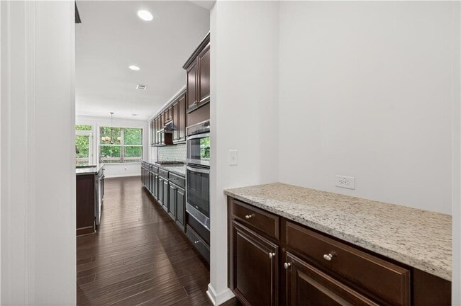 Photo - 1020 Kendall Grove Ct