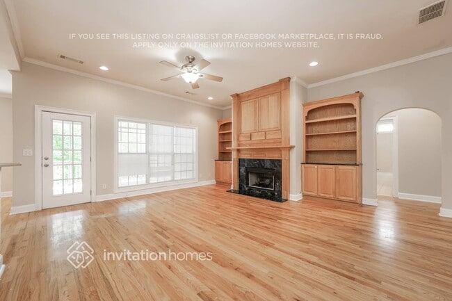 Photo - 695 Duncan Rd