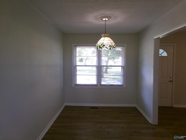 Photo - 1709 Oscar Patterson Rd