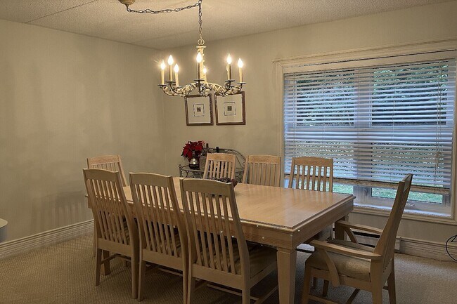 Photo - 903 Cedar Pointe Ct