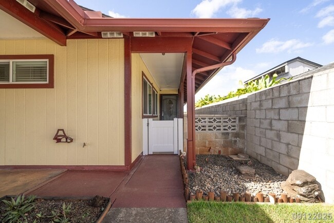 Photo - Rarely Available 4 BD/ 2 BA Home in Mililani