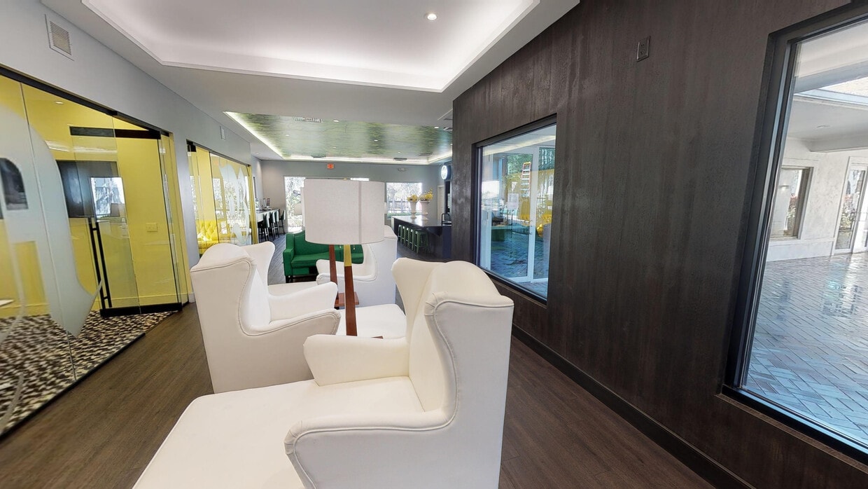 Photo - The Ivy Apartments