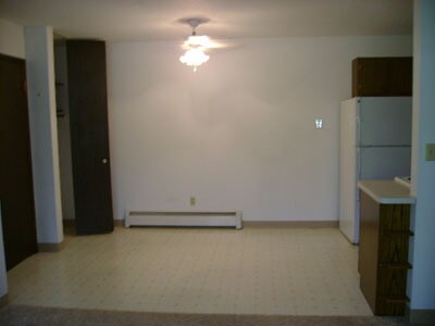 Kitchen area - Midway Apartments