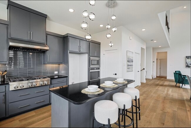 Kitchen - 7621 Hewitt