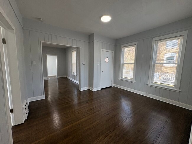 Photo - 307 Prairie Ave