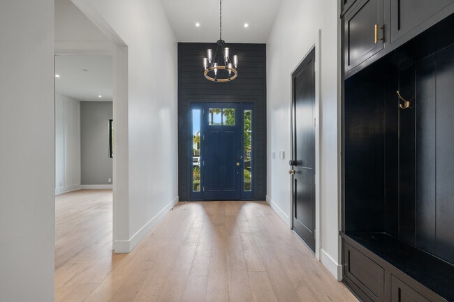 Photo - 14717 Otsego St