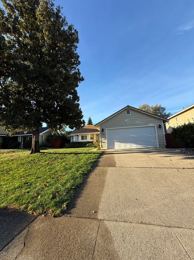 Photo - Charming 2-bedroom, 2-bathroom home locate...