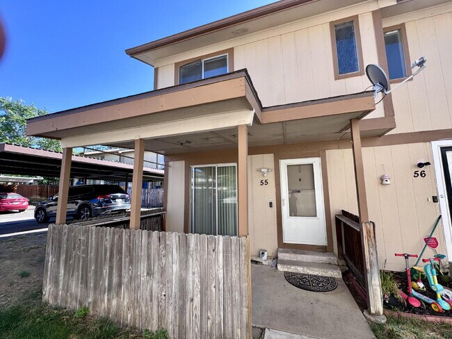 Building Photo - 2507 Rainbow Dr