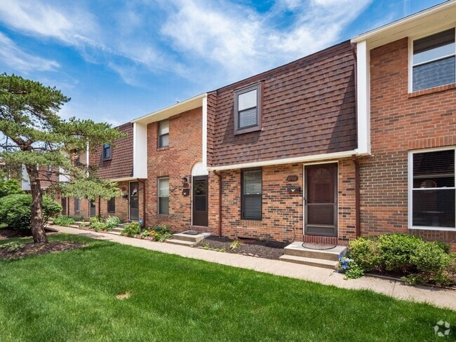 Building Photo - 1766 Willoway Cir S Rental
