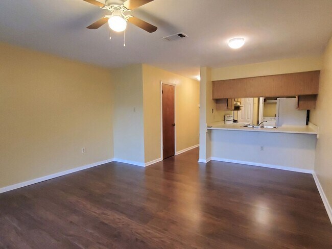 2635 SW 35th Pl