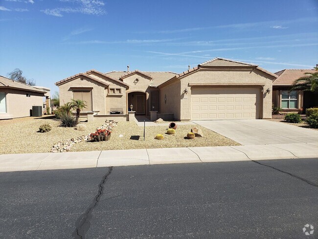 Building Photo - 3818 E Hazeltine Way Rental
