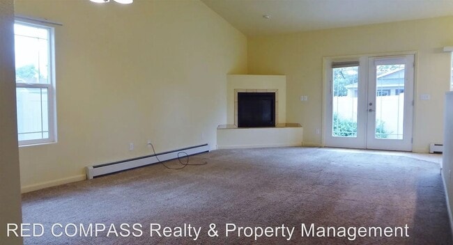 Photo - Bright & Modern 2-Bedroom Townhome with Op...