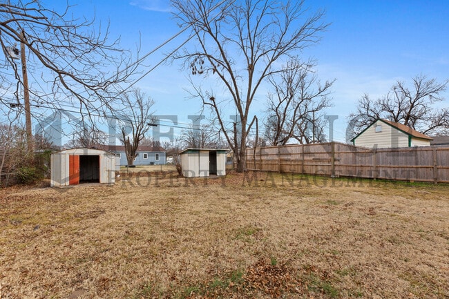 Photo - 2908 S Glenn Ave