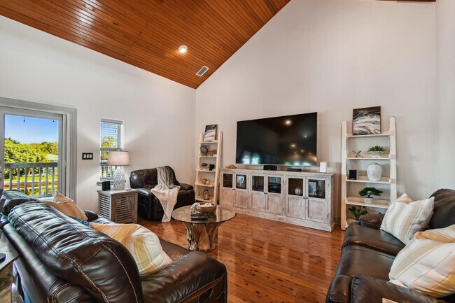 Photo - 2127 Lusitania Dr Unit SI FL2-ID1590862P