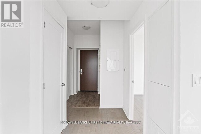 Photo - 805 Carling Ave Unit 3208