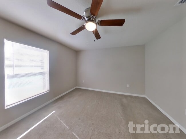 Photo - 9268 Gibralter St