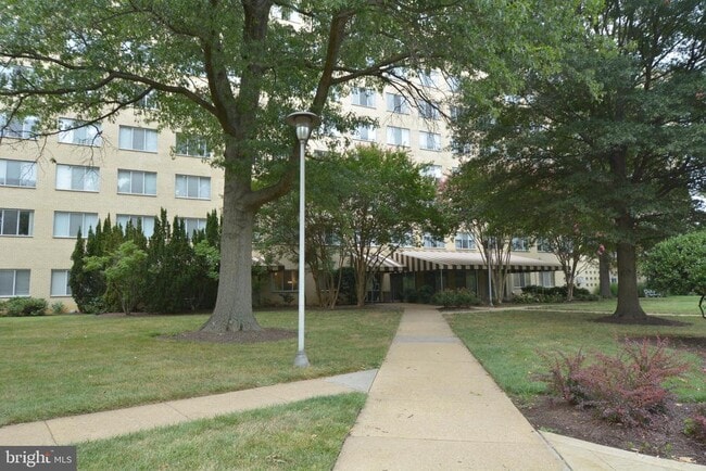 Photo - 6621 Wakefield Dr Unit 109