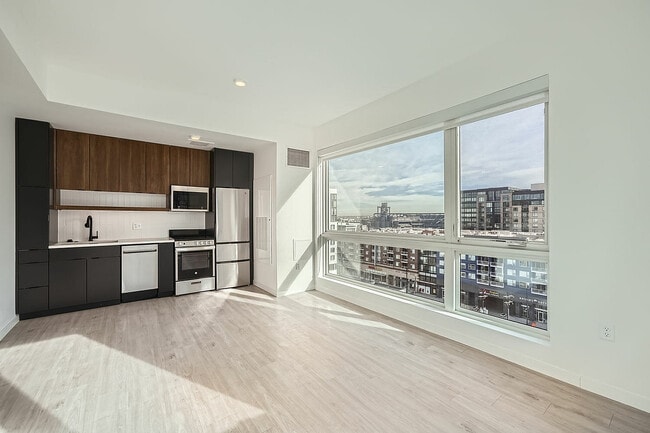 2059 19th St - Web Quality - 015 - 44 Apartment 3 1001