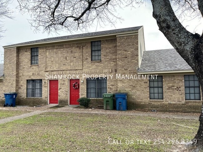 Two story townhome in Hewitt! - Two story townhome in Hewitt!